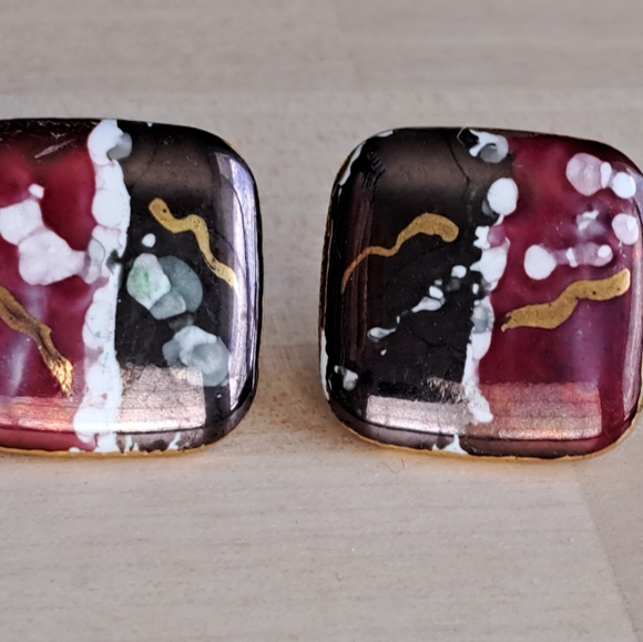 Hand Painted Ceramic Earrings MODERNIST Abstract Cranberry Dark Gray White Gold - Picture 3 of 8